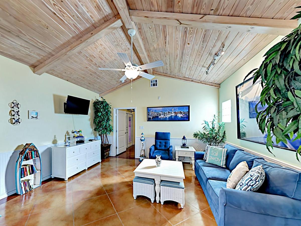 Sail Away At Pirate'S Bay Unit 113 Apartman Port Aransas Kültér fotó