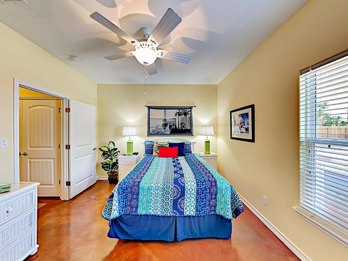 Sail Away At Pirate'S Bay Unit 113 Apartman Port Aransas Kültér fotó