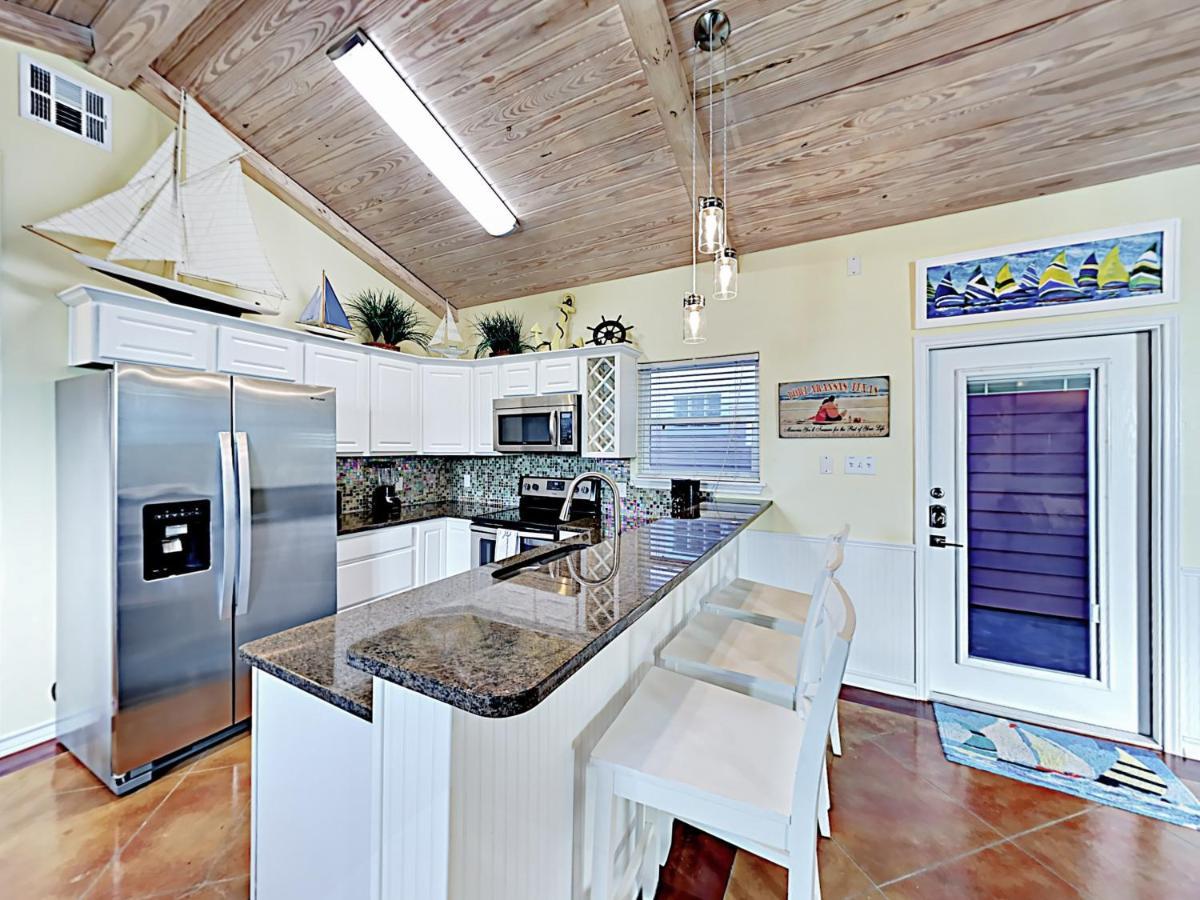 Sail Away At Pirate'S Bay Unit 113 Apartman Port Aransas Kültér fotó