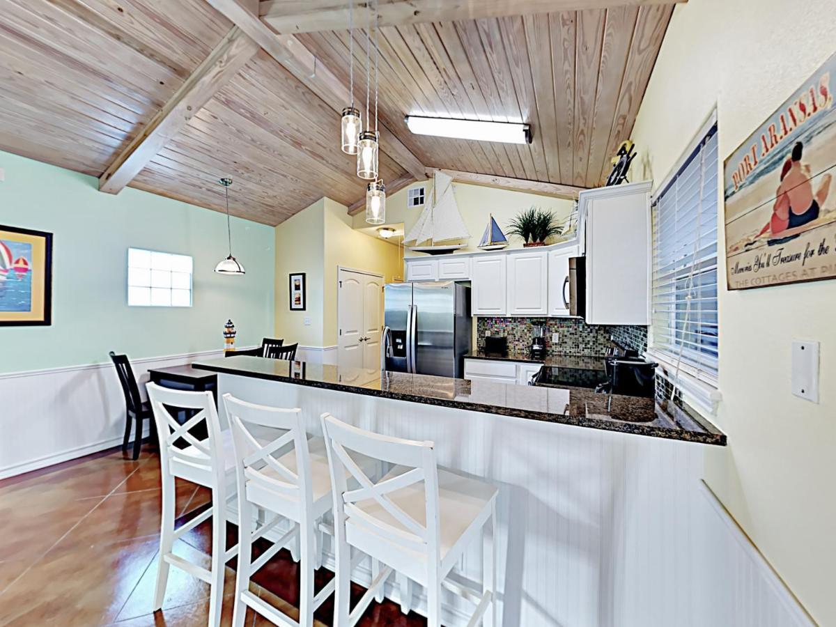 Sail Away At Pirate'S Bay Unit 113 Apartman Port Aransas Kültér fotó